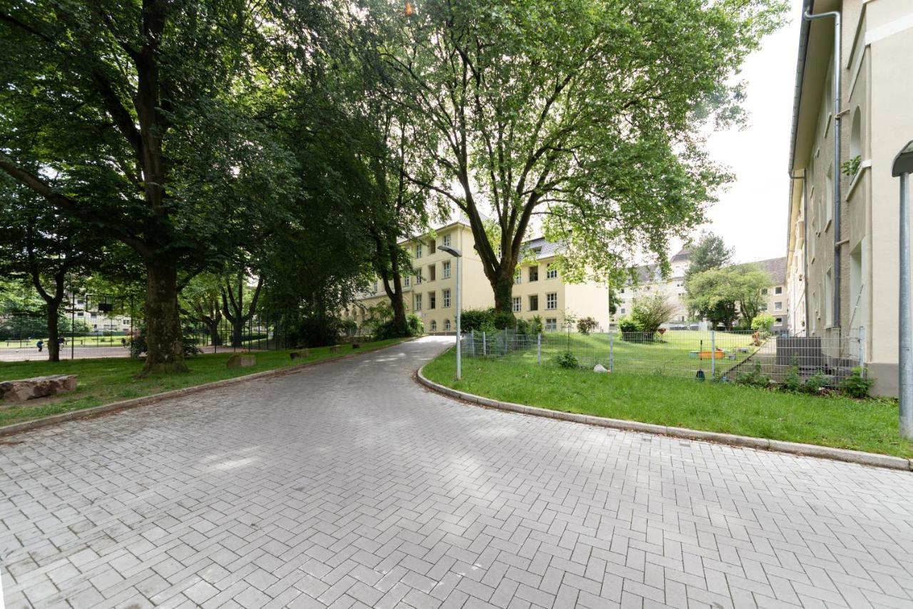 Lunas Appartements In Der Alten Schule 에센 외부 사진