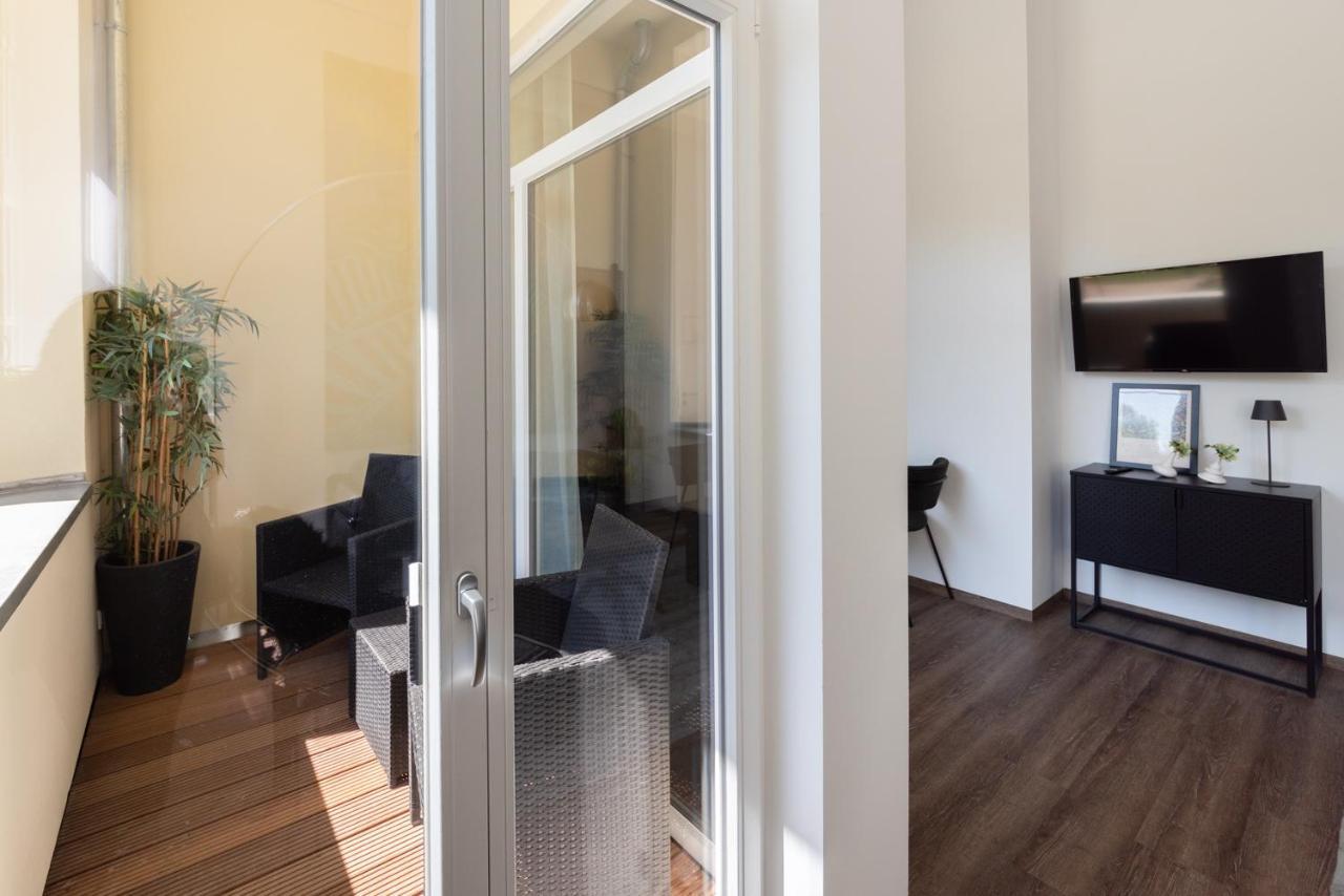 Lunas Appartements In Der Alten Schule 에센 외부 사진